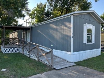 Mobile Home at 511 Smith Ave Trlr 14 Pasadena, TX 77504