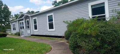 Mobile Home at 16219 I-10 Channelview, TX 77530