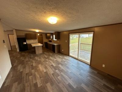 Photo 5 of 11 of home located at 501 Tami Ct Elizabethtown, KY 42701