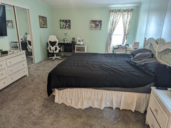 1999 Homes of Merit 12341999 Mobile Home