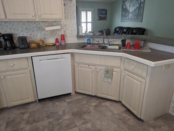 1999 Homes of Merit 12341999 Mobile Home