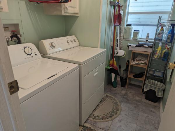 1999 Homes of Merit 12341999 Mobile Home