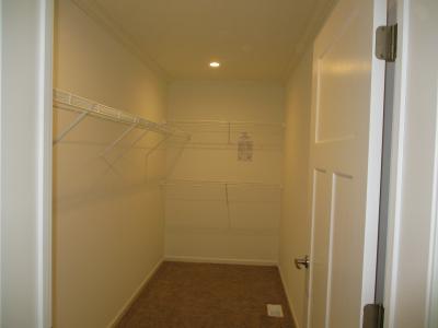 Photo 5 of 10 of home located at 43253 Clementine Dr Clinton Township, MI 48036