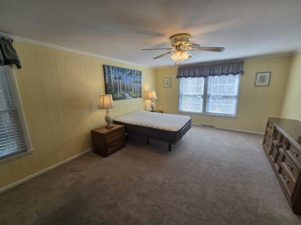 1988 Virginia Home Park Ave. Manufactured Home