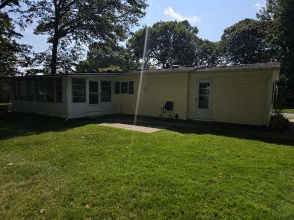 1988 Virginia Home Park Ave. Manufactured Home