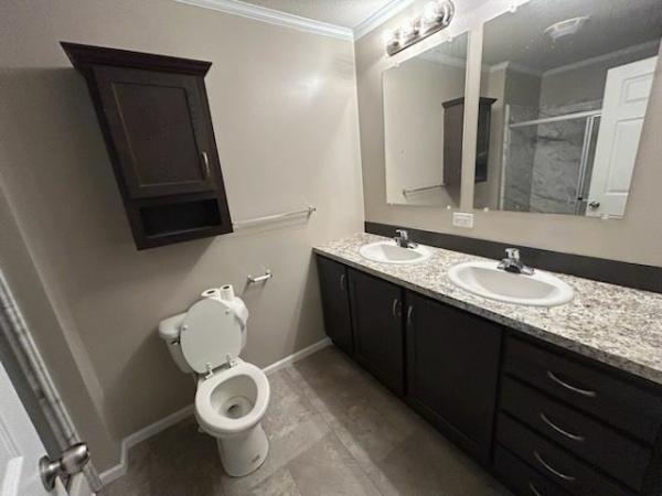 2020 Champion Dutch Diamond II Mobile Home