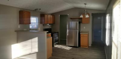 Mobile Home at 2020 Charlotte Lot 2020Ce Peoria, IL 61604
