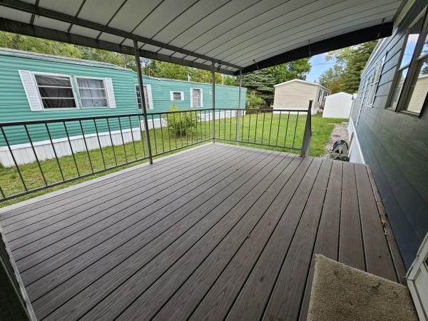 1978 Holly Park RES25940 Mobile Home