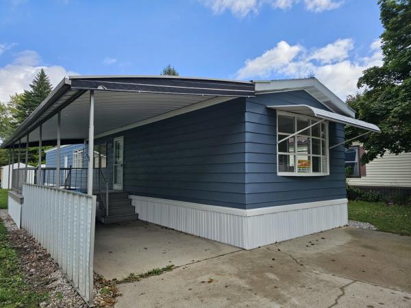 1978 Holly Park RES25940 Mobile Home