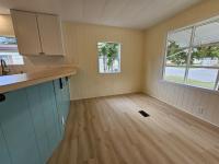 1978 Holly Park RES25940 Mobile Home