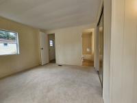 1978 Holly Park RES25940 Mobile Home