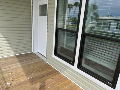 Photo 4 of 20 of home located at 486 Driftwood Drive Ellenton, FL 34222