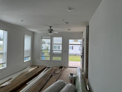 Photo 5 of 20 of home located at 486 Driftwood Drive Ellenton, FL 34222