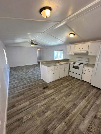 Mobile Home at 905 W Mineral Rd Lot Mr0905 Phoenix, AZ 85041