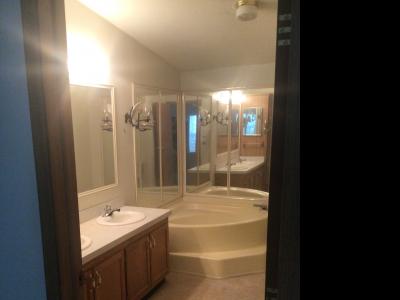 Photo 3 of 12 of home located at 5702 Angola Rd. #281 Toledo, OH 43615