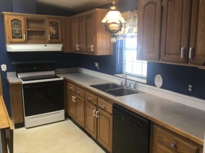 Photo 5 of 12 of home located at 5702 Angola Rd. #281 Toledo, OH 43615