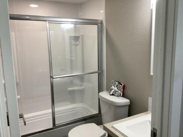 2001 Oakwood Mobile Home For Sale