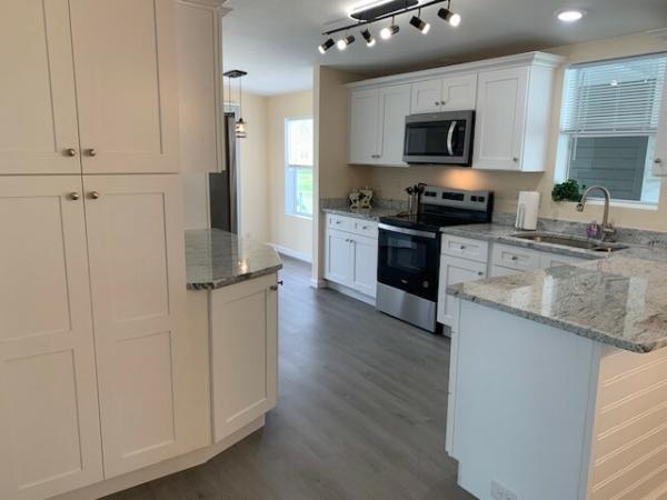 2002 Homes of Merit Mobile Home For Sale