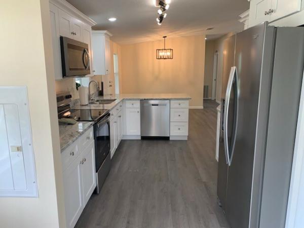 2002 Homes of Merit Mobile Home For Sale