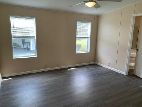 2002 Homes of Merit Mobile Home For Sale