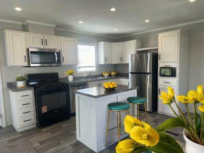Photo 5 of 25 of home located at 38041 Chilver #374 Clinton Township, MI 48038