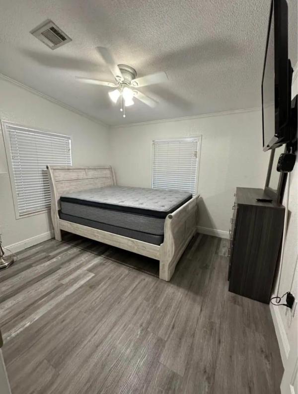 2006 LIFES Mobile Home