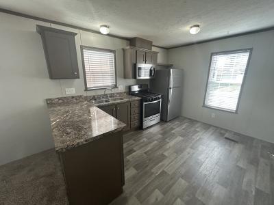 Mobile Home at 90 Arizona Belleville, MI 48111