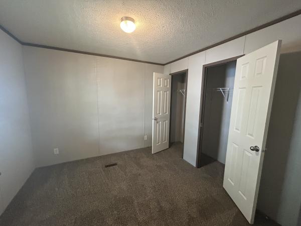 2021 Redman Advantage II  Home
