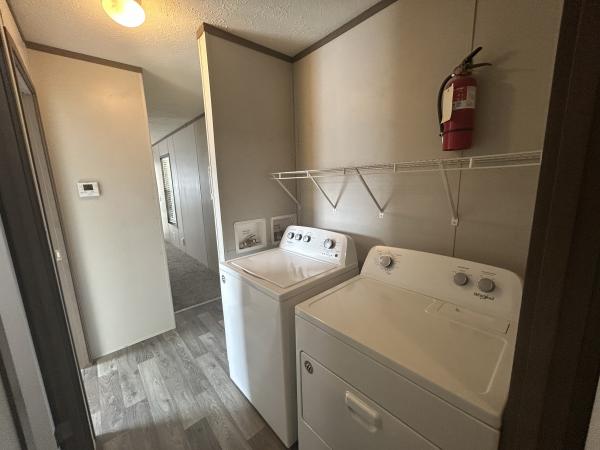 2021 Redman Advantage II  Home