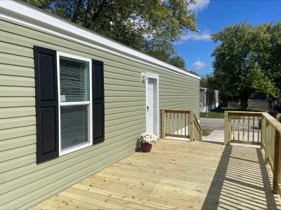 Photo 3 of 4 of home located at 2323 24th Street Bloomington, IL 61704