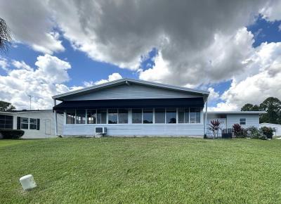 Photo 4 of 25 of home located at 260 Blue Heron Lake Circle #4105 Ormond Beach, FL 32174