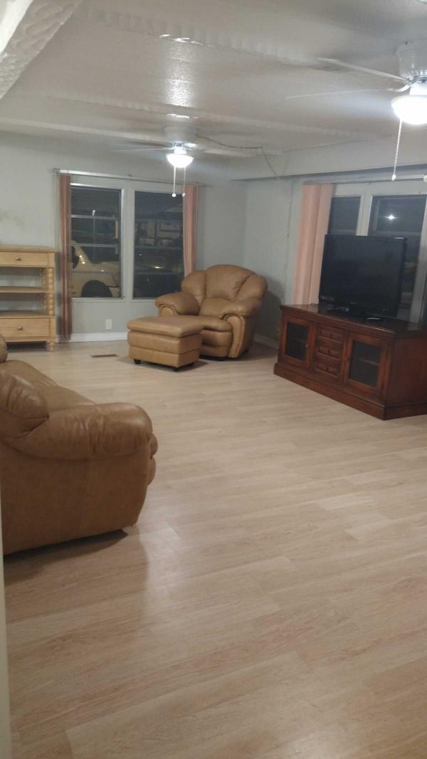 1974 HOME HS Mobile Home