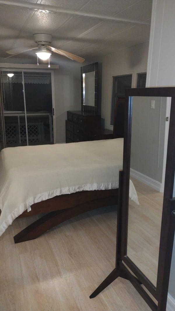 1974 HOME HS Mobile Home