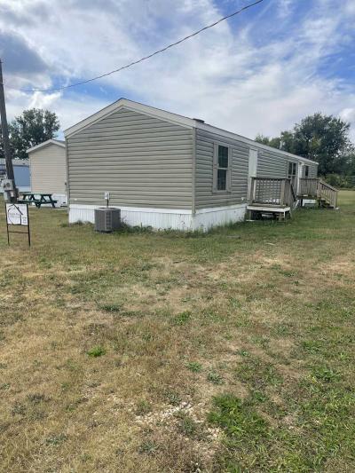 Mobile Home at 518 24th Ave Fulton, IL 61252