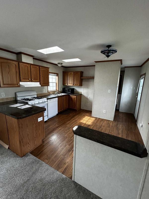 2012 Commodore Manufactured Home