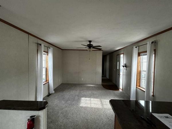 2012 Commodore Manufactured Home