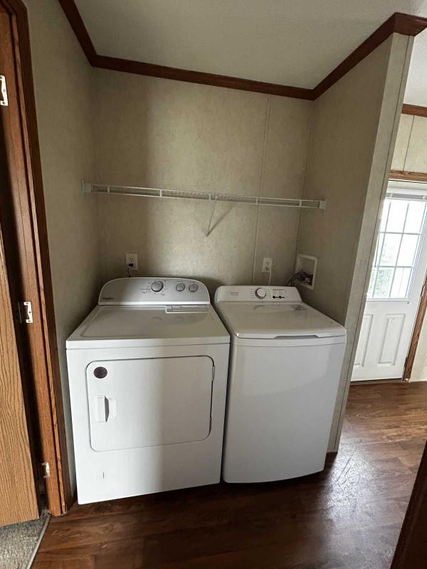 2012 Commodore Manufactured Home