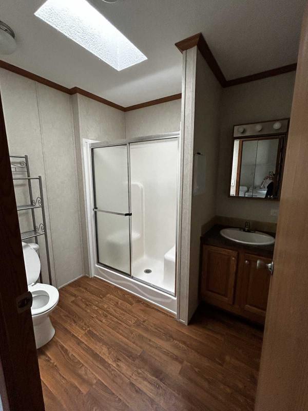 2012 Commodore Manufactured Home