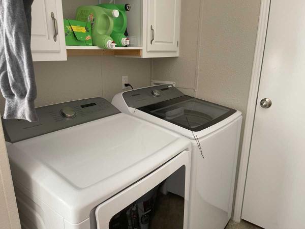 1997 Charm Manufactured Home