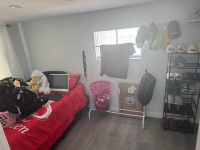 Photo 4 of 9 of home located at 4470 Vegas Valley Dr Las Vegas, NV 89121