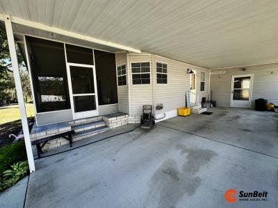 Photo 4 of 25 of home located at 425 Tulip Drive Fruitland Park, FL 34731