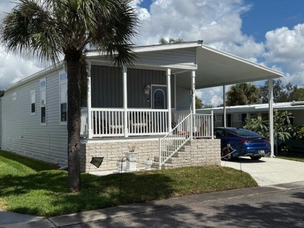Photo 1 of 2 of home located at 1071 Donegan Rd Lot 972 Largo, FL 33771