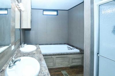Photo 3 of 27 of home located at 292 Oak Pond Dr. Manvel, TX 77578