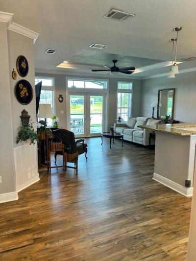 Photo 5 of 25 of home located at 18679 Pondview Dr Foley, AL 36535