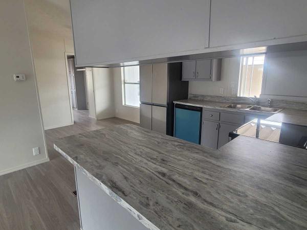 2000 Redman Manufactured Home