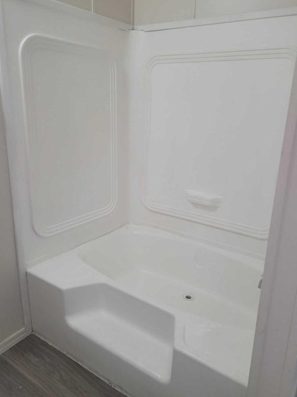 2000 Redman Manufactured Home