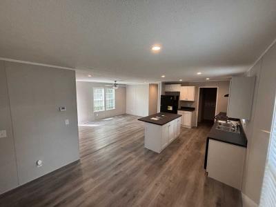 Photo 3 of 7 of home located at 21252 Walnut Ct., #138 Warrenton, MO 63383