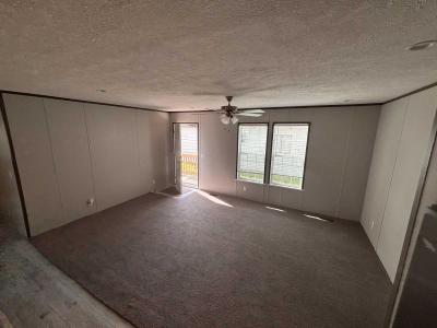 Photo 3 of 7 of home located at 21549 Lakeview Dr., #333 Warrenton, MO 63383