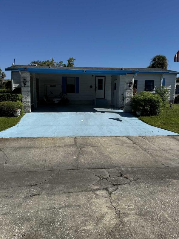 Photo 2 of 2 of home located at 65 Pleasant Circle Plant City, FL 33566