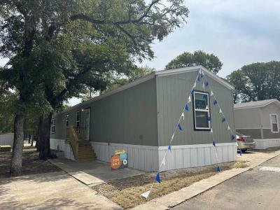 Mobile Home at 7 Yucca Dr. Austin, TX 78744